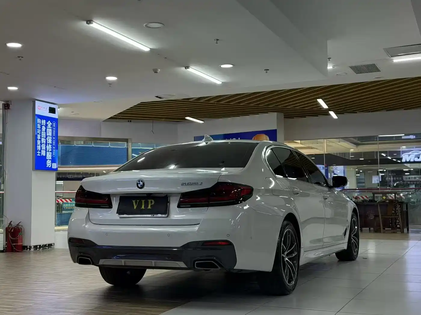 صورة 9 - BMW 5 Series