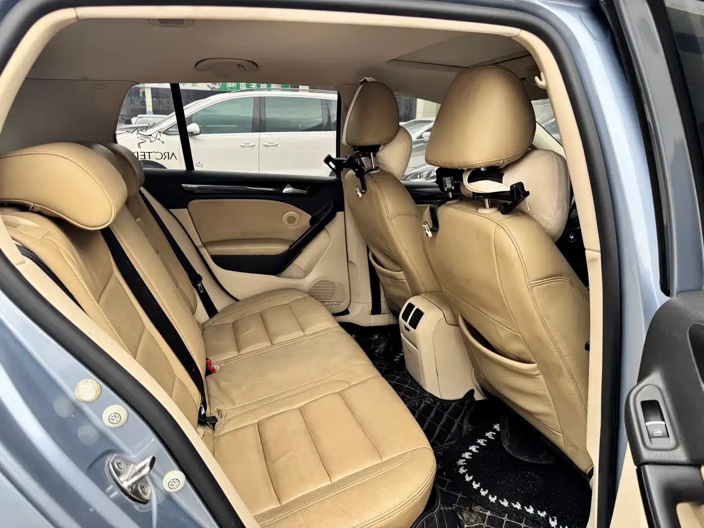 Volkswagen Golf 2012 1.6 Automatic Comfort Type фото 5