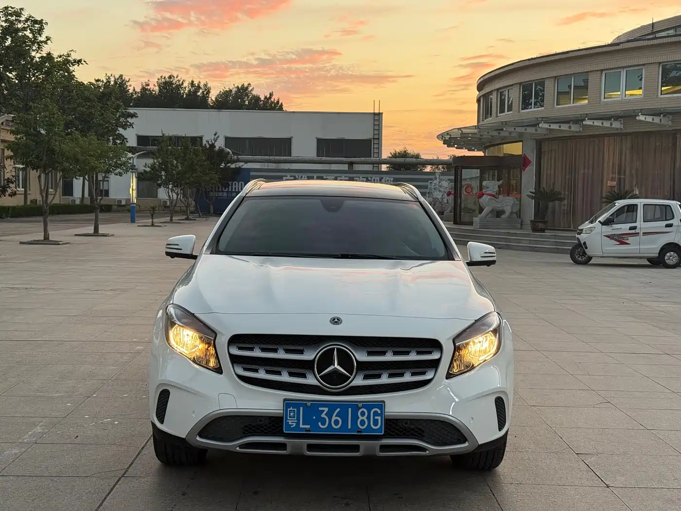 Mercedes-Benz GLA 2017 GLA 200 Dynamic фото 4