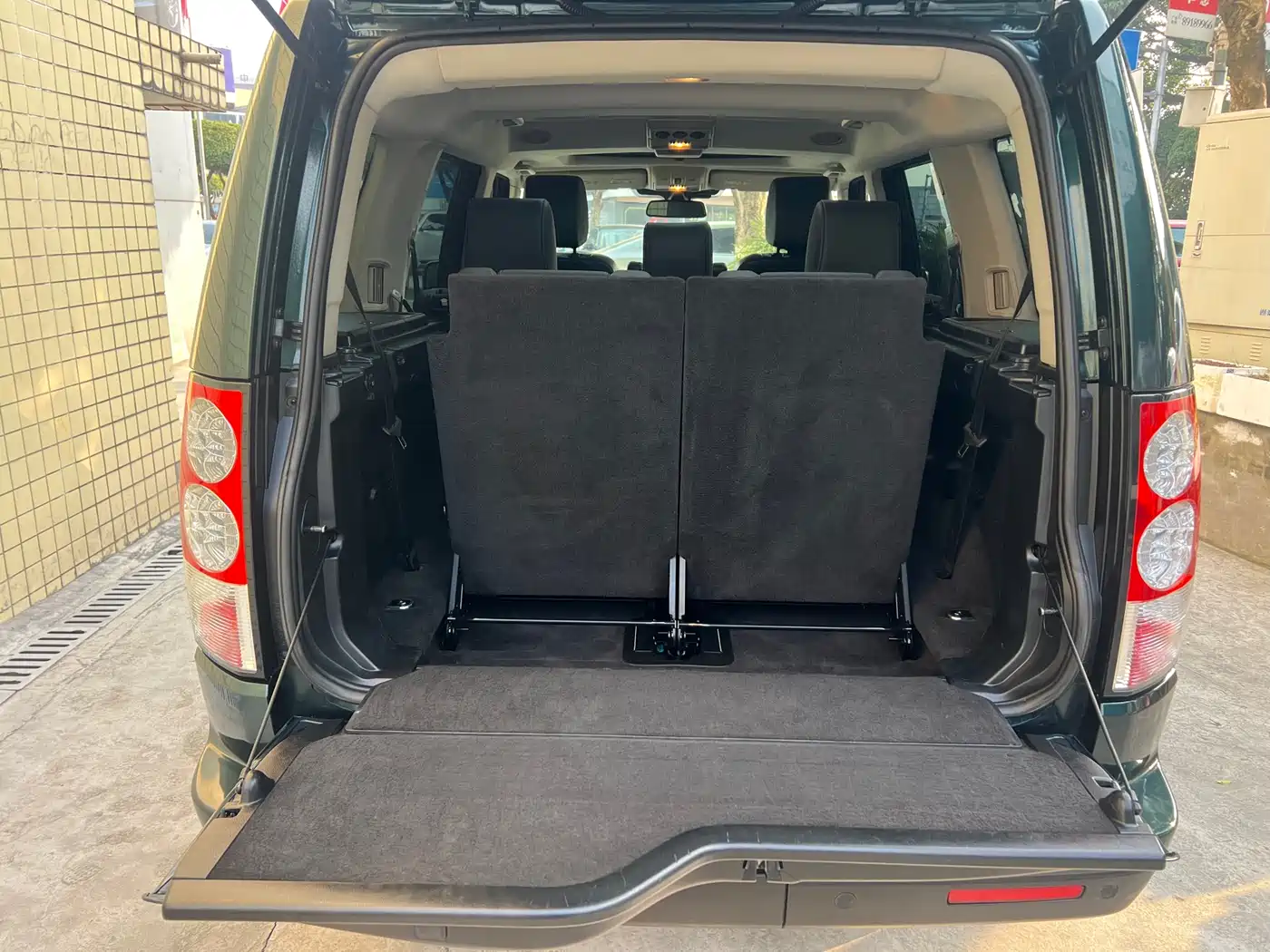 Фото 16 - Land Rover Discovery