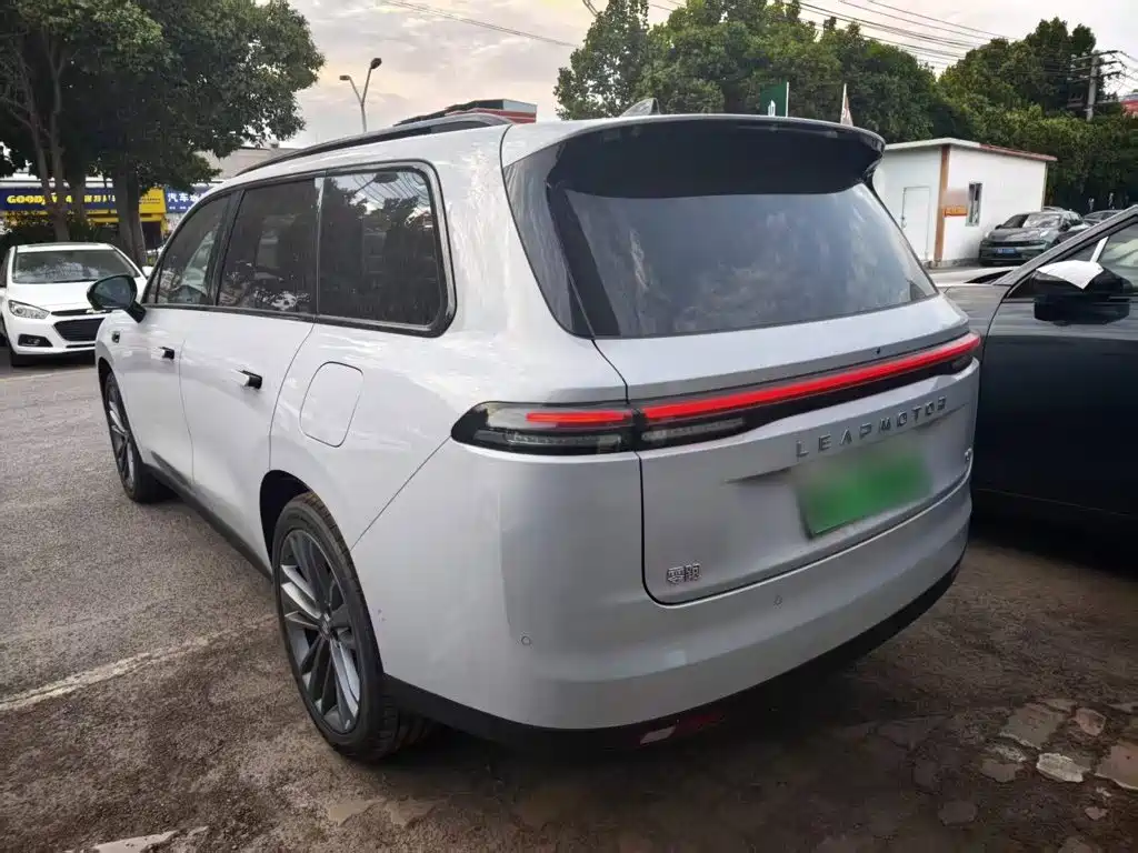 Leapmotor C16 2026 2026 Model Year EREV 280 LiDAR Premium Edition 6-Seater