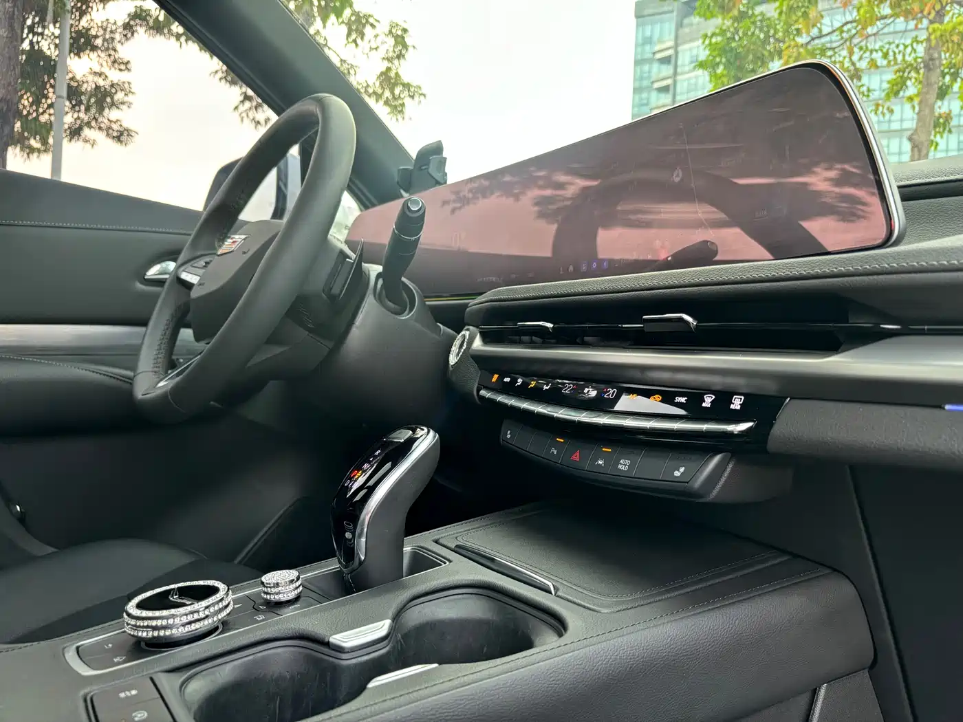 Cadillac XT4 2024 Facelift 28T 2WD Luxury фото 20