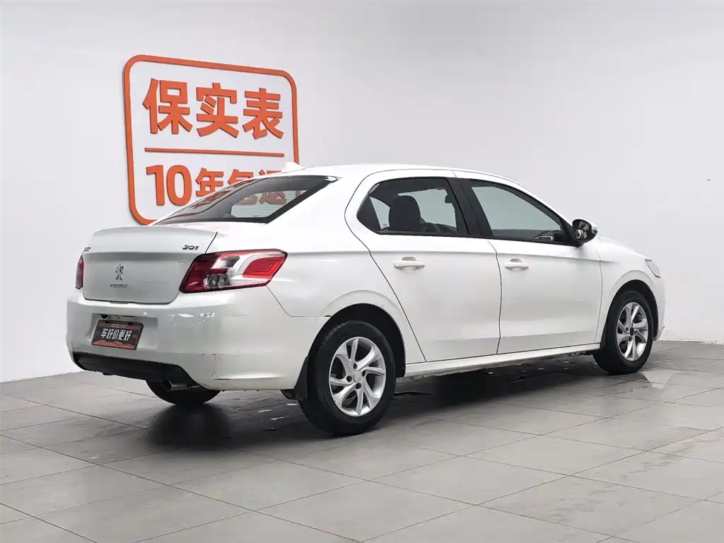 Peugeot 301 2016 1.6L Manual Comfort Edition фото 2