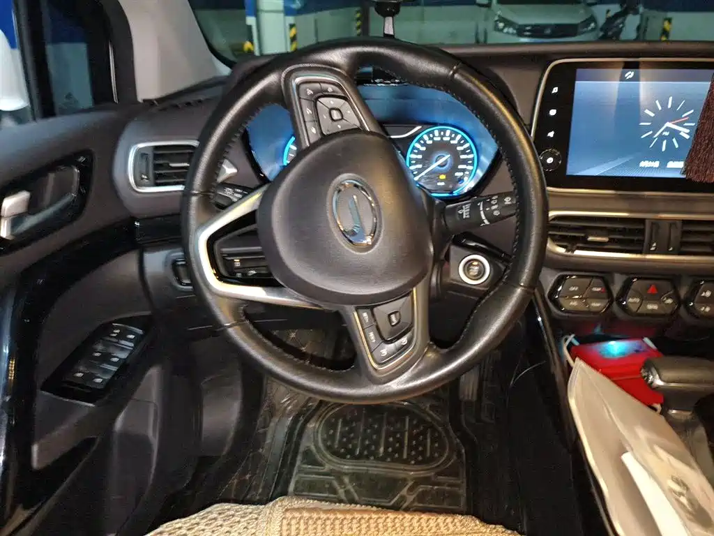 GAC Trumpchi Trumpchi GS4 2018 235T Auto 2WD Supreme Edition фото 7