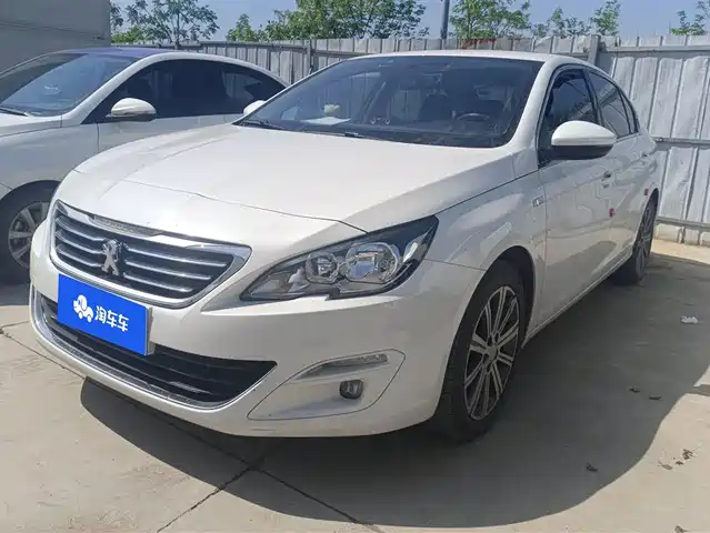 PEUGEOT 408