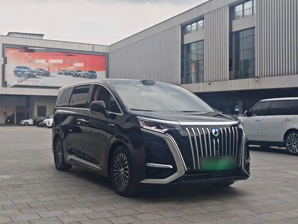 Denza D9 2025 2025 EV Smart Drive Edition 600 AWD Luxury