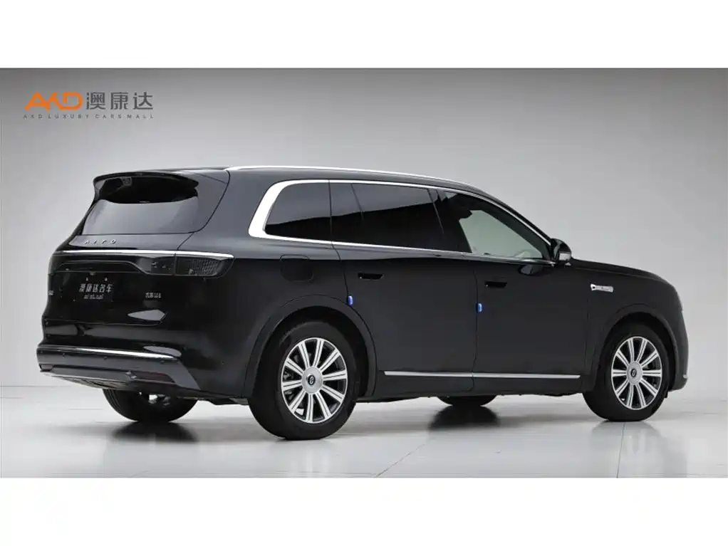 AITO Wenjie AITO M8 2025 Range Extender Max+ Edition 53.4kWh 5-seater фото 3
