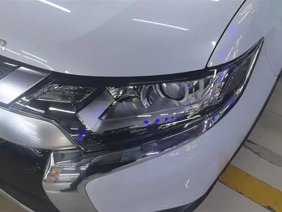 Mitsubishi Outlander 2019 2.0L 2WD Enjoy Edition 5-seater China V фото 5