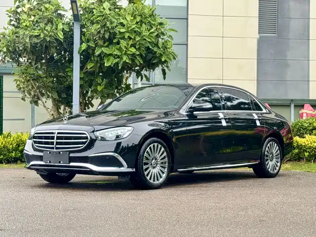 Mercedes-Benz E-Class 2023 E 300 L Fashion
