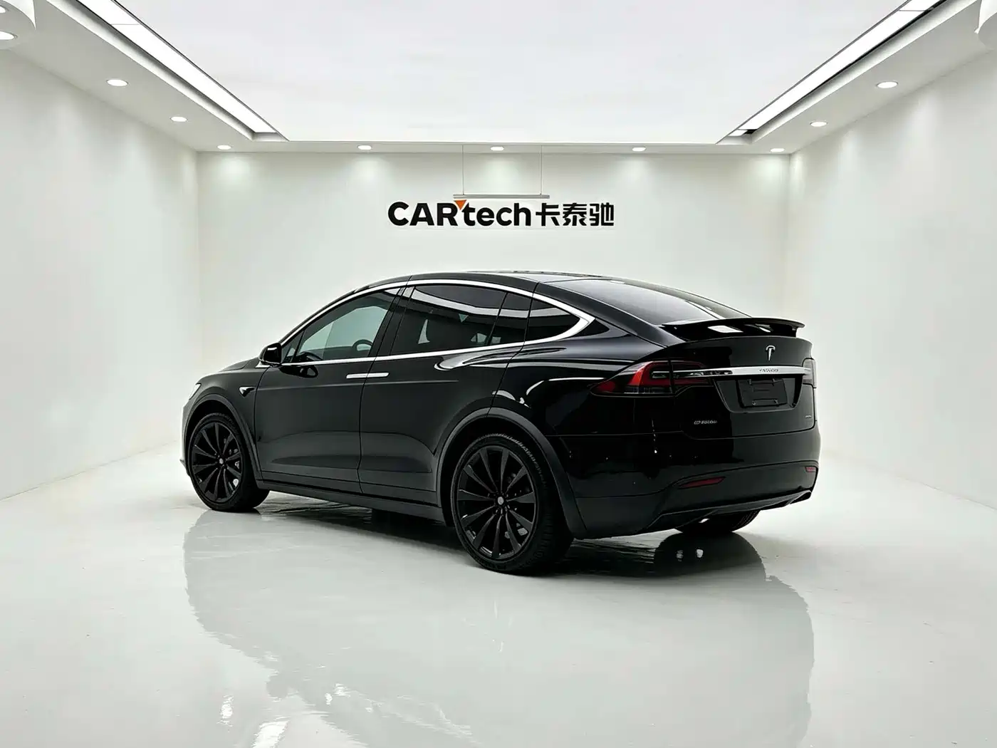Фото 7 - Tesla Model X