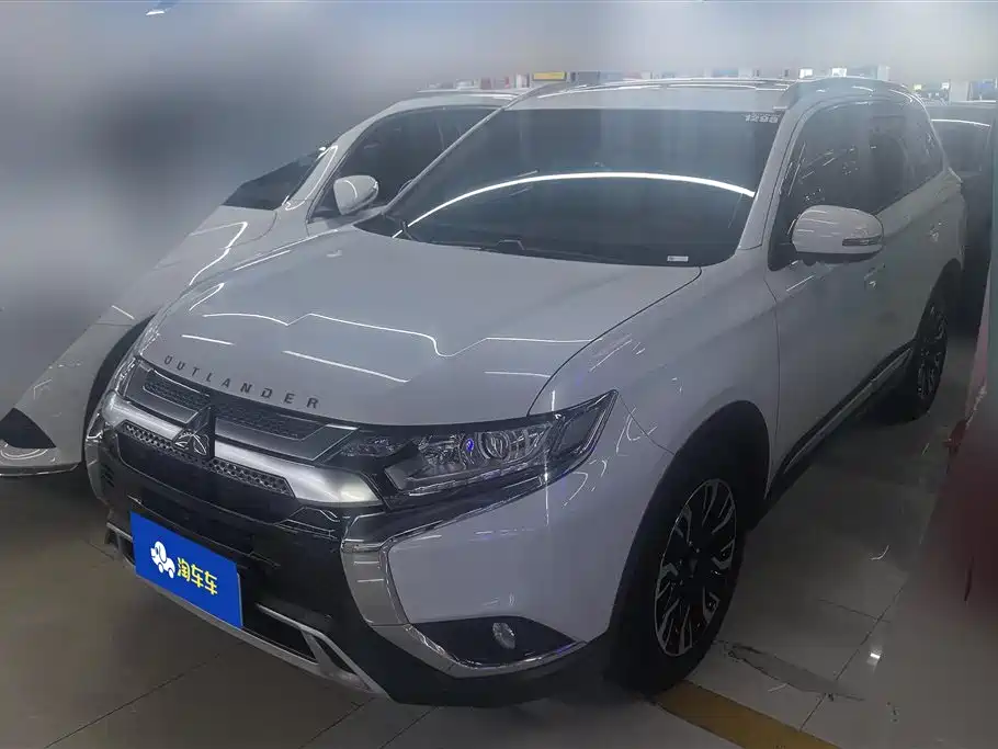 Mitsubishi Outlander 2019 2.0L 2WD Enjoy Edition 5-seater China V