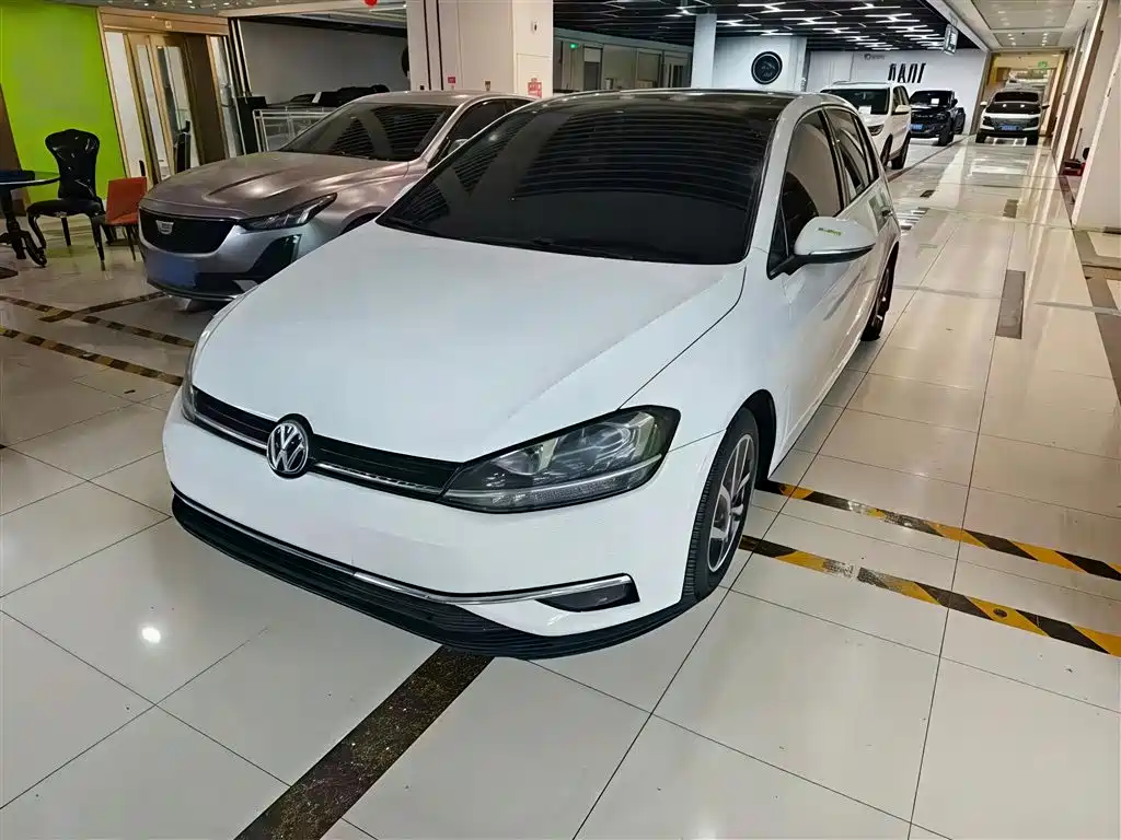 Volkswagen Golf 2018 230TSI Automatic Luxury