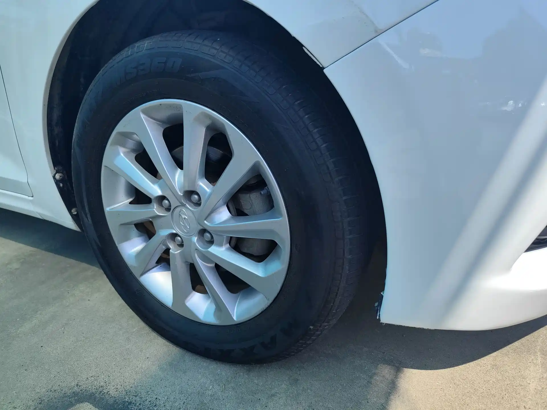 Фото 9 - Hyundai Verna