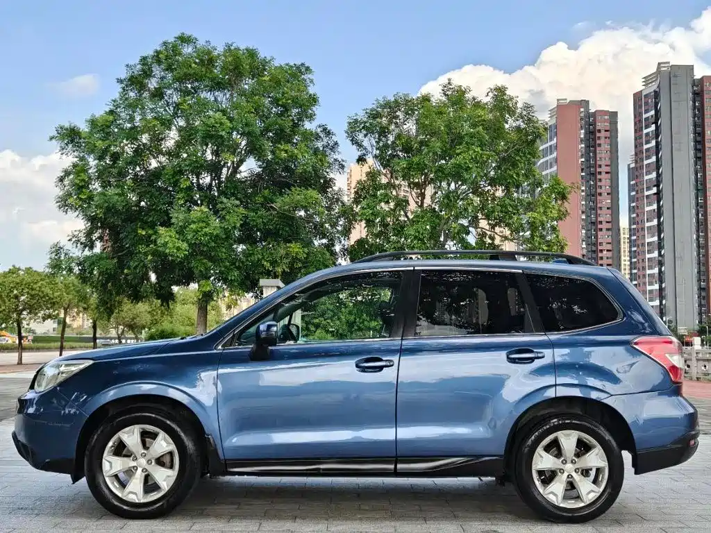 Фото 10 - Subaru Forester