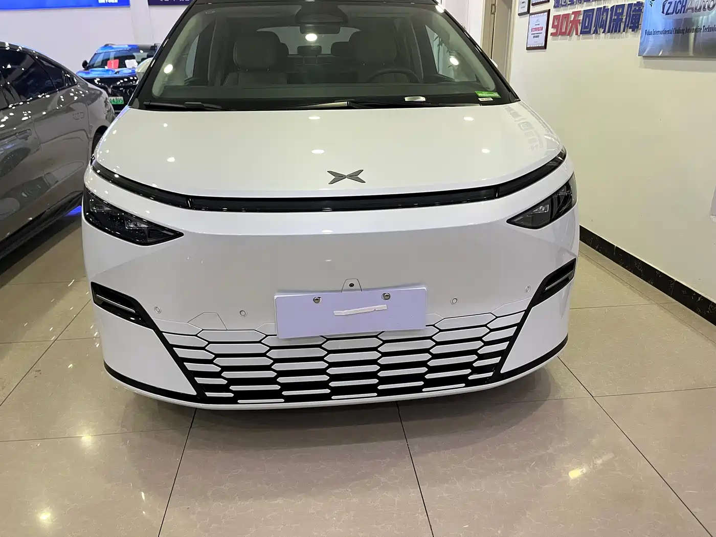 XIAOPENG X9