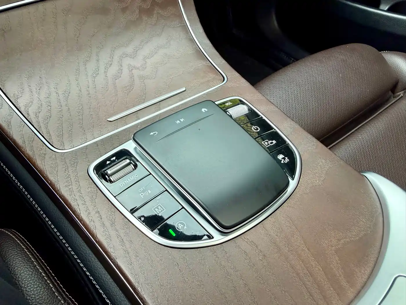 Mercedes-Benz GLC 2020 GLC 300 L 4MATIC Dynamic фото 16