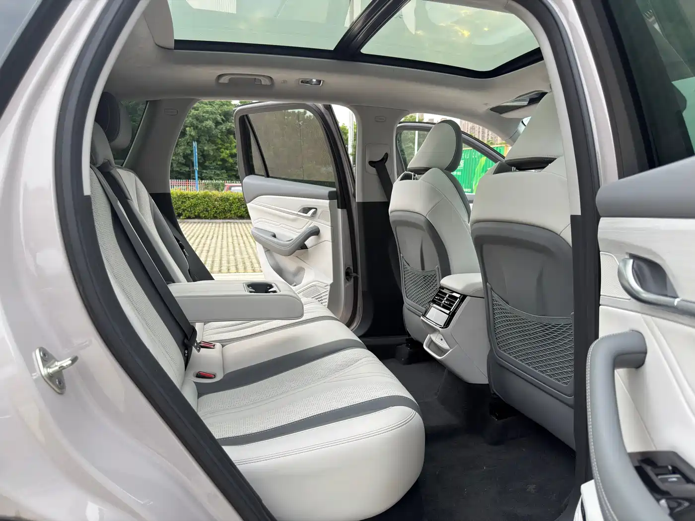 Geely Xingyue L 2024 1.5T Tiāngōng Edition фото 12