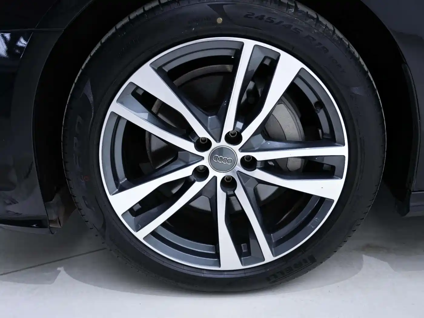 Audi A6L 2021 40 TFSI Luxury Sport фото 8