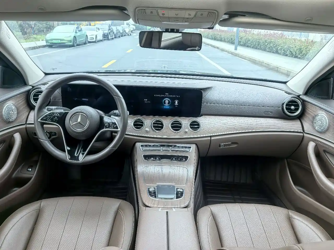  E CLASS
