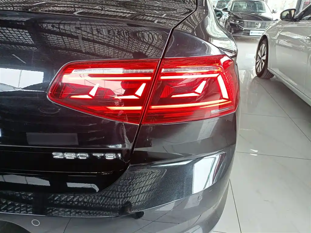 Volkswagen Magotan 2020 280TSI DSG Comfort фото 24