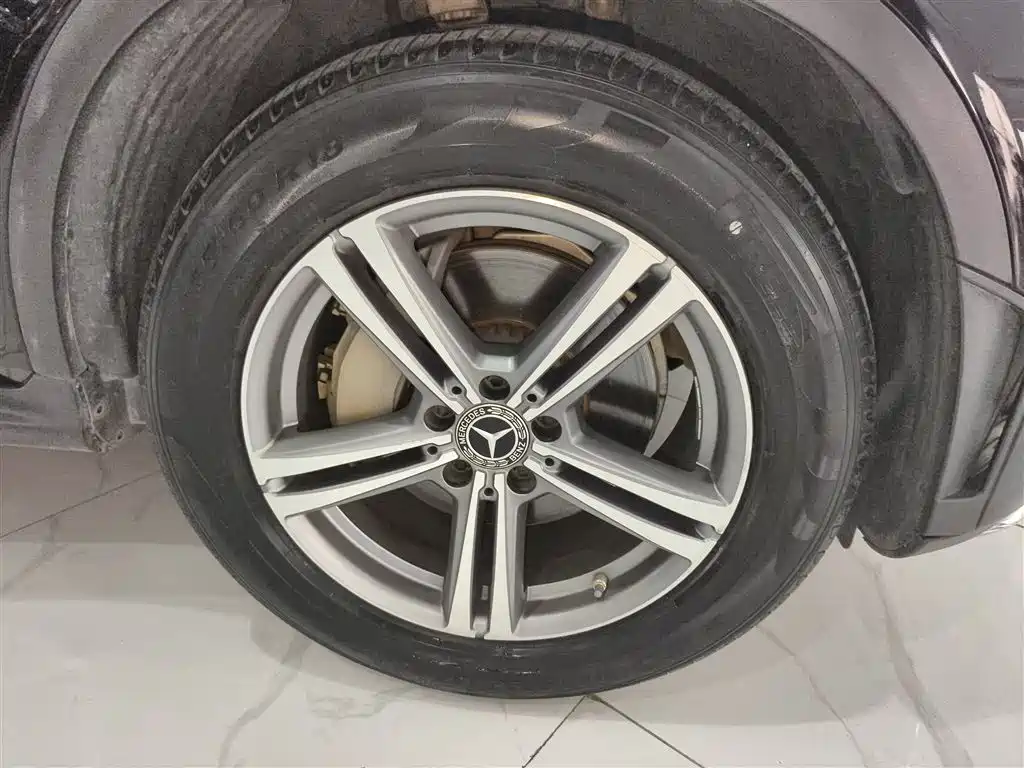 Mercedes-Benz GLC 2020 GLC 260 L 4MATIC Luxury фото 14
