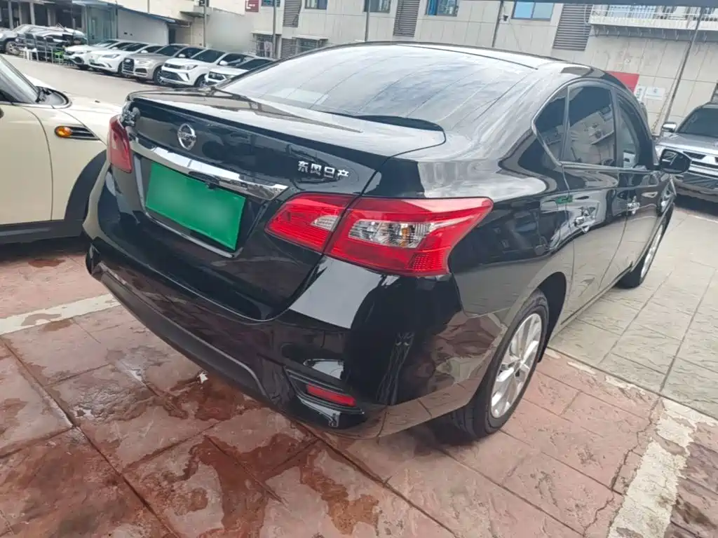 Nissan SYLPHY, миниатюра 7