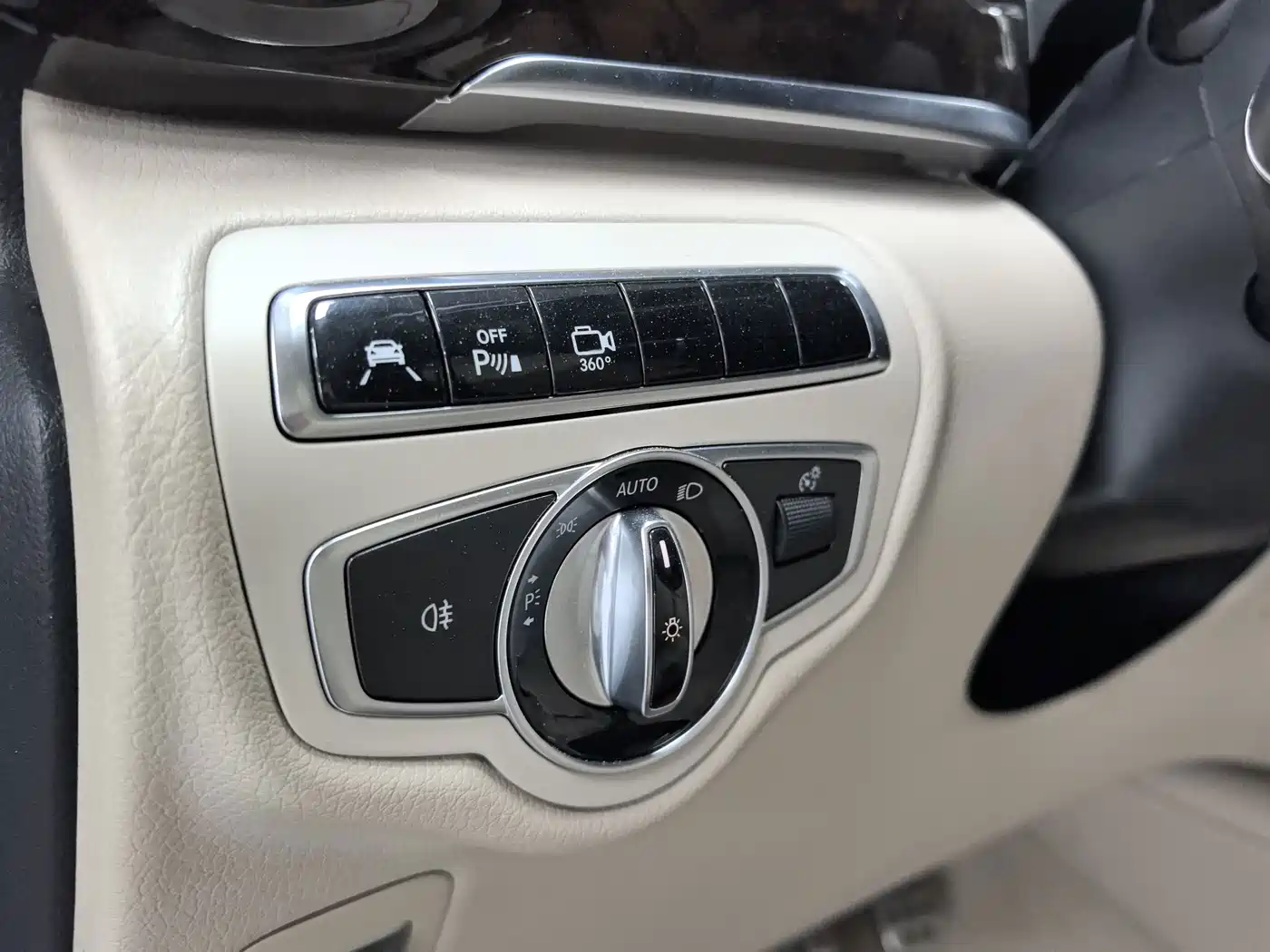 Mercedes-Benz V-Class 2017 2016 V 260 L Premium Long
