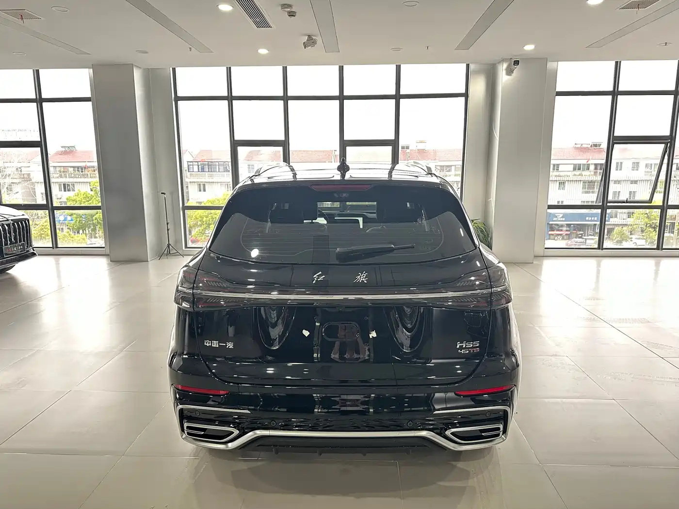 Hongqi HS5 2025 2.0T 2WD 600,000 Units Commemorative Edition фото 4