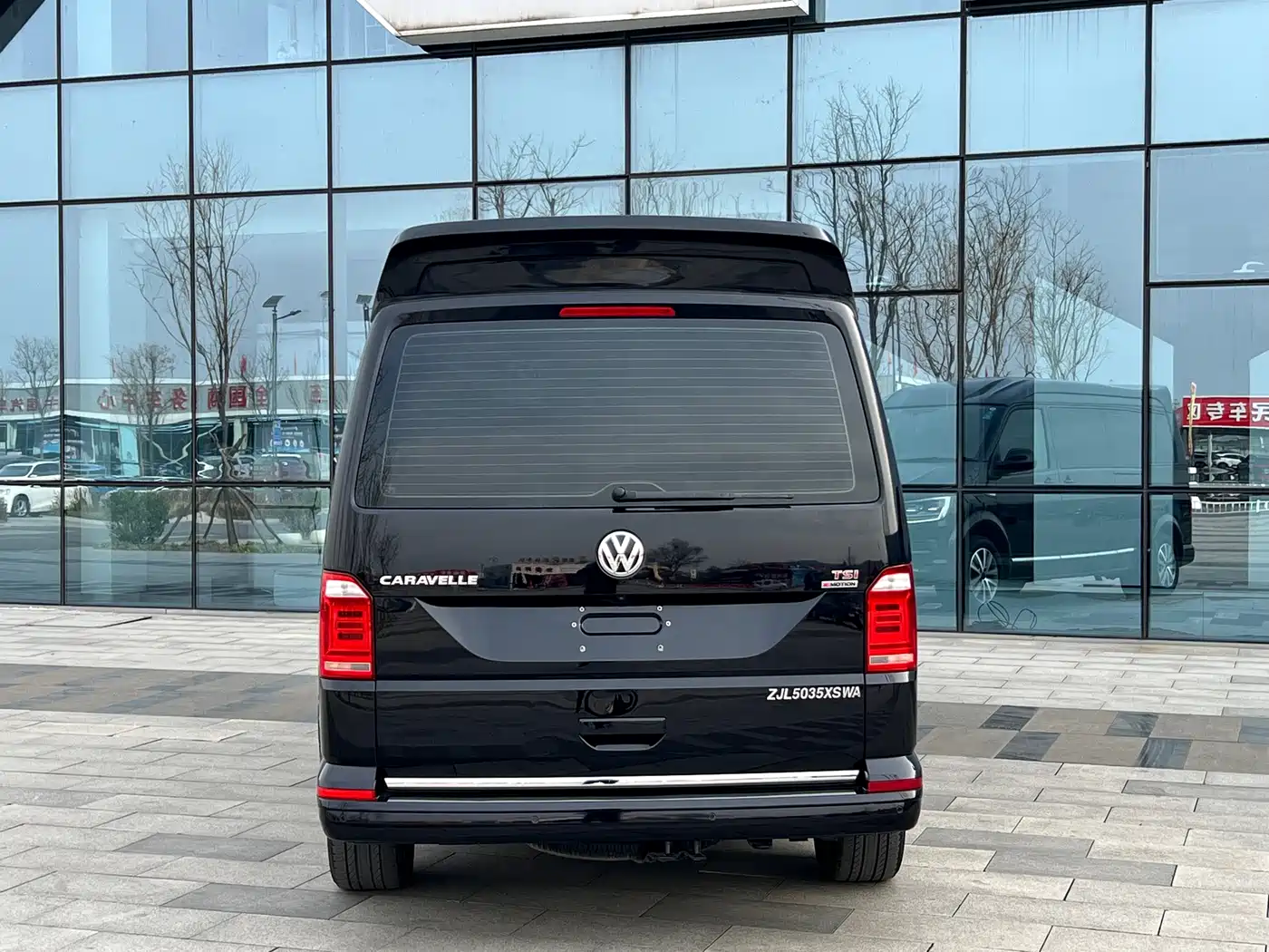 Volkswagen Caravelle 2018 2018 2.0TSI 4WD Luxury Edition 7-Seater