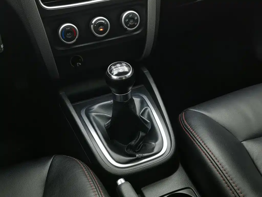 Besturn B30 2016 2016 1.6L Manual Luxury Model