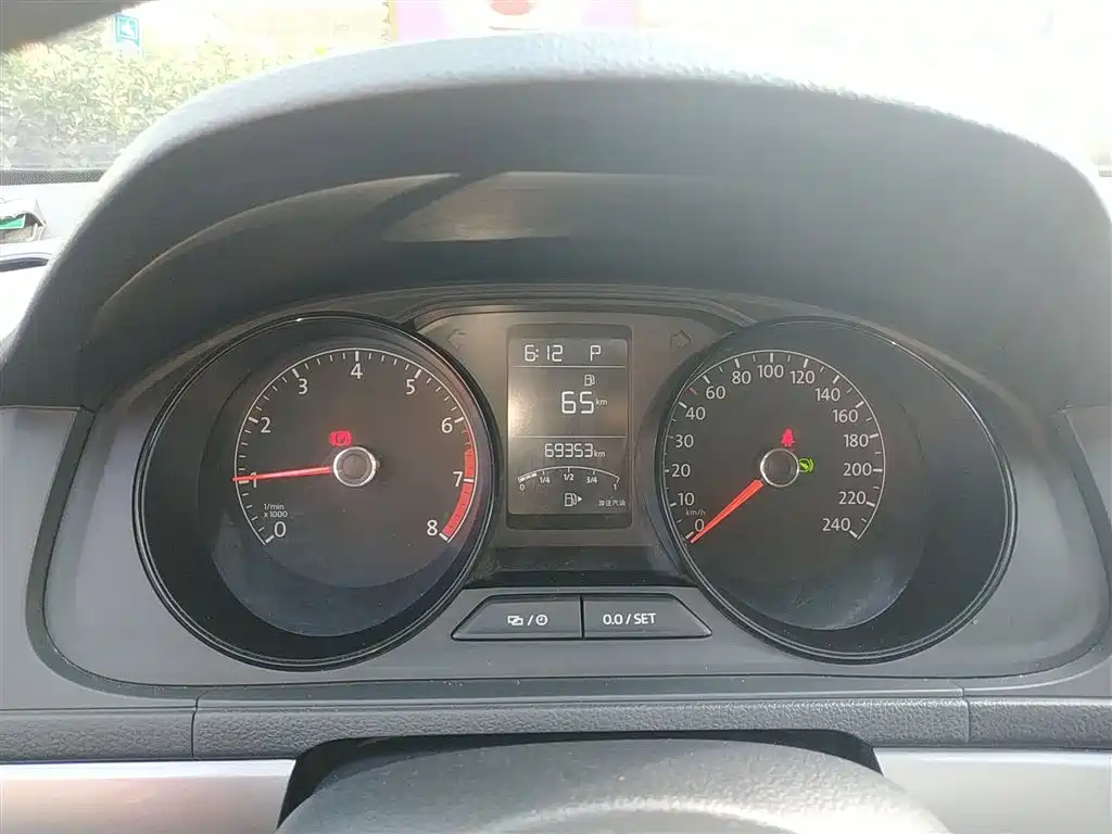 Volkswagen Lavida 2019 Lavida Start 1.5L Auto Trend (China VI) фото 8