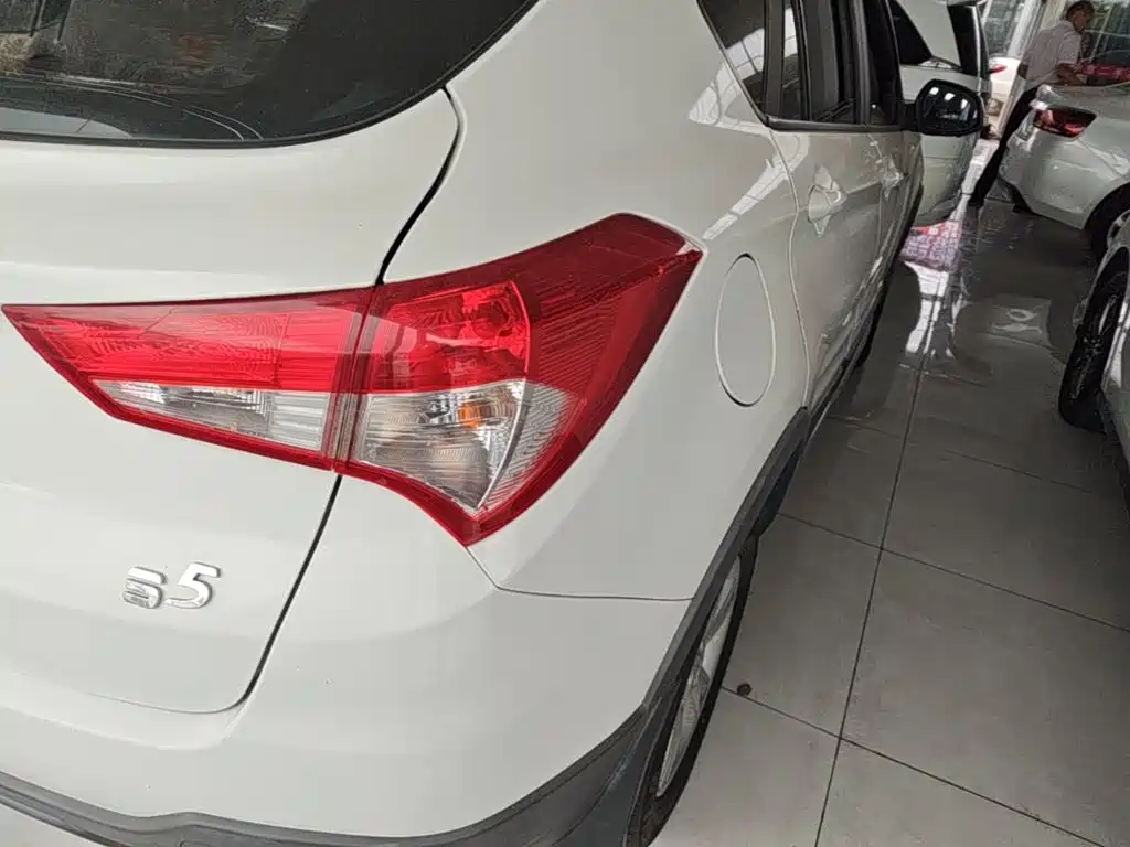Haima S5 2016 2016 1.5T CVT Enjoy Edition