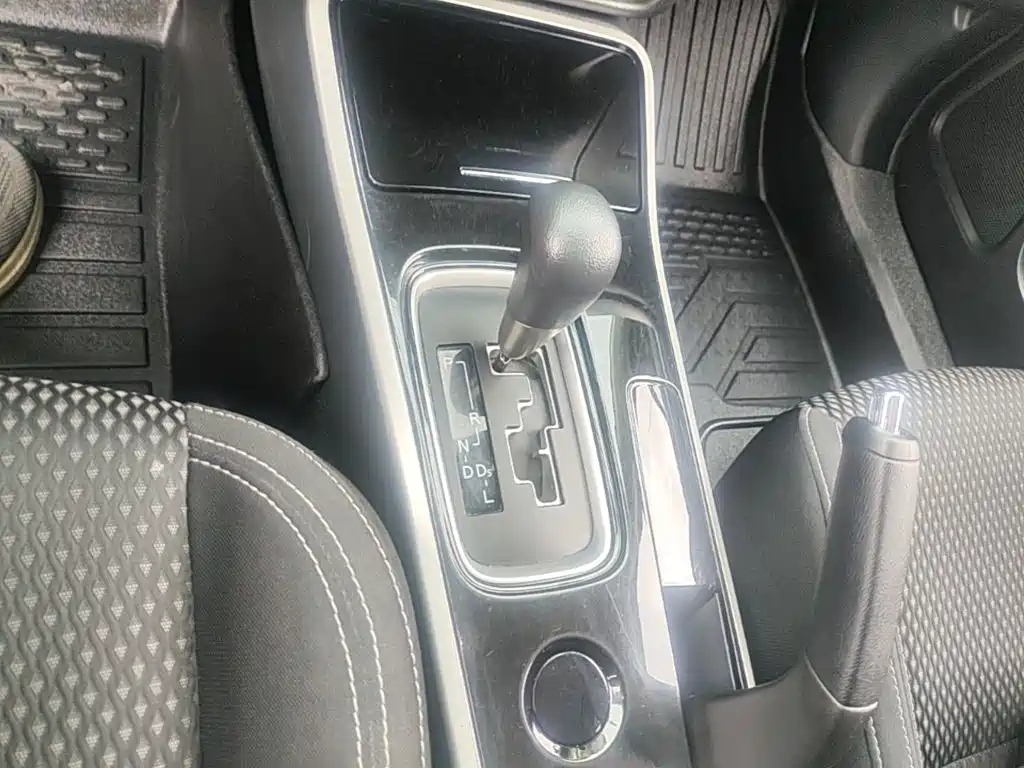 Photo 14 - Mitsubishi Outlander