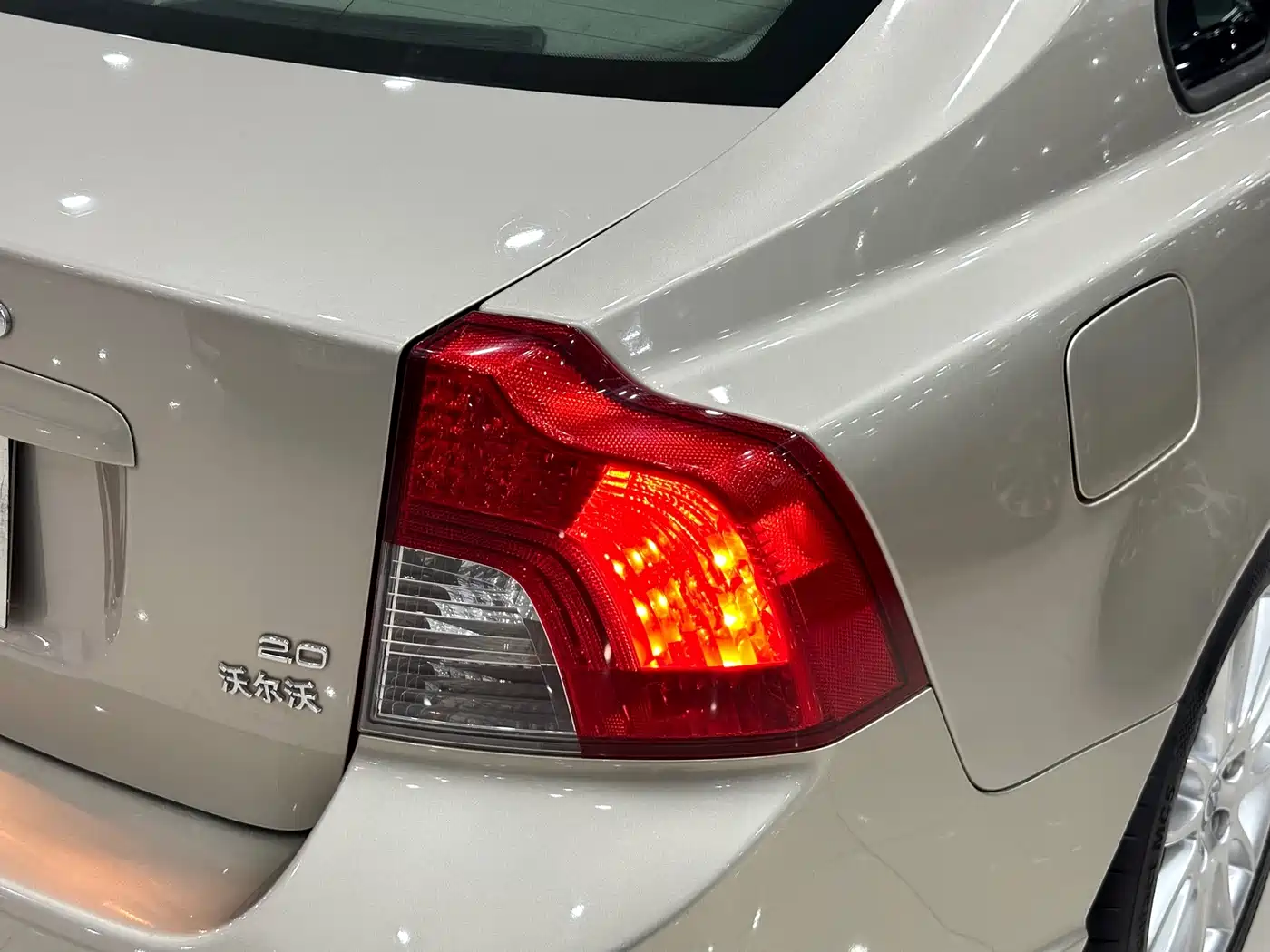 Volvo S40 2012 2011 2.0L Auto Elegance