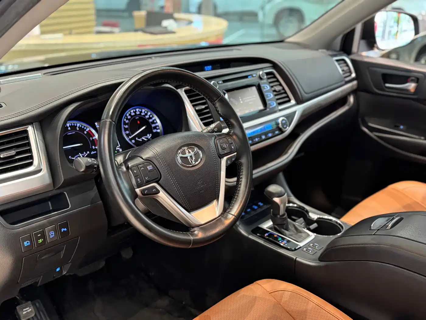 Toyota Highlander 2018 Model 2.0T 4WD Knight Edition 7-Seater China VI фото 8