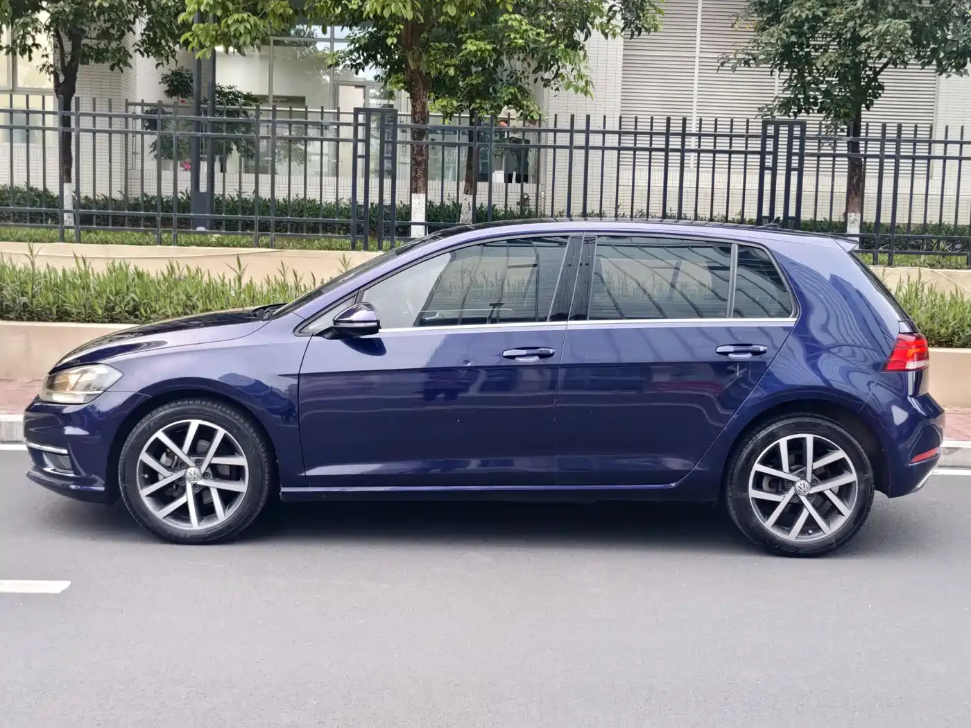 Volkswagen Golf 2020 Beloved Edition 280TSI DSG Comfort фото 7