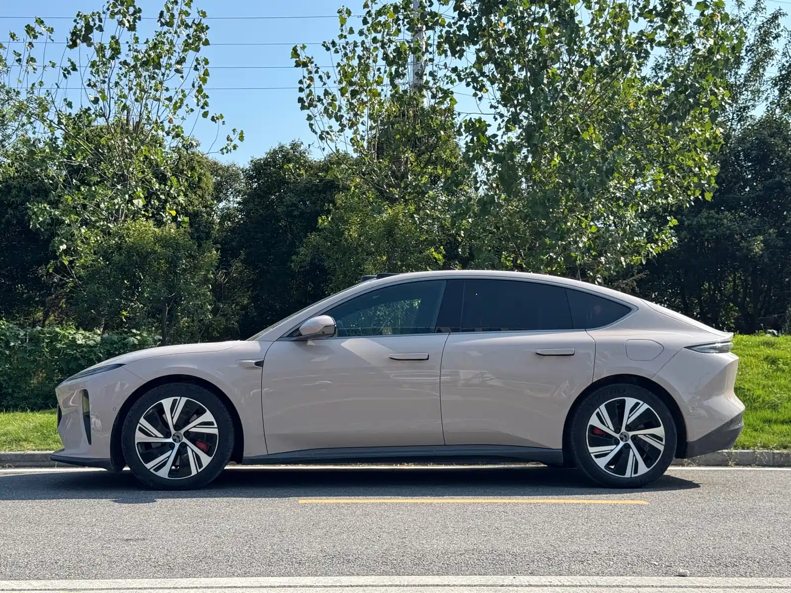 Фото 15 - NIO ET5