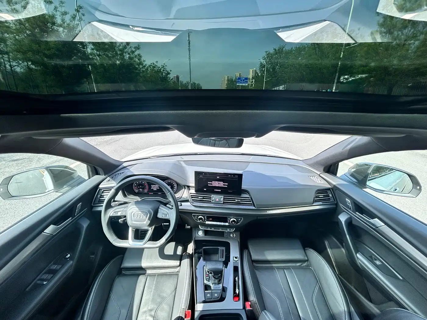 Audi Q5L 2023 40T Luxury Dynamic фото 12