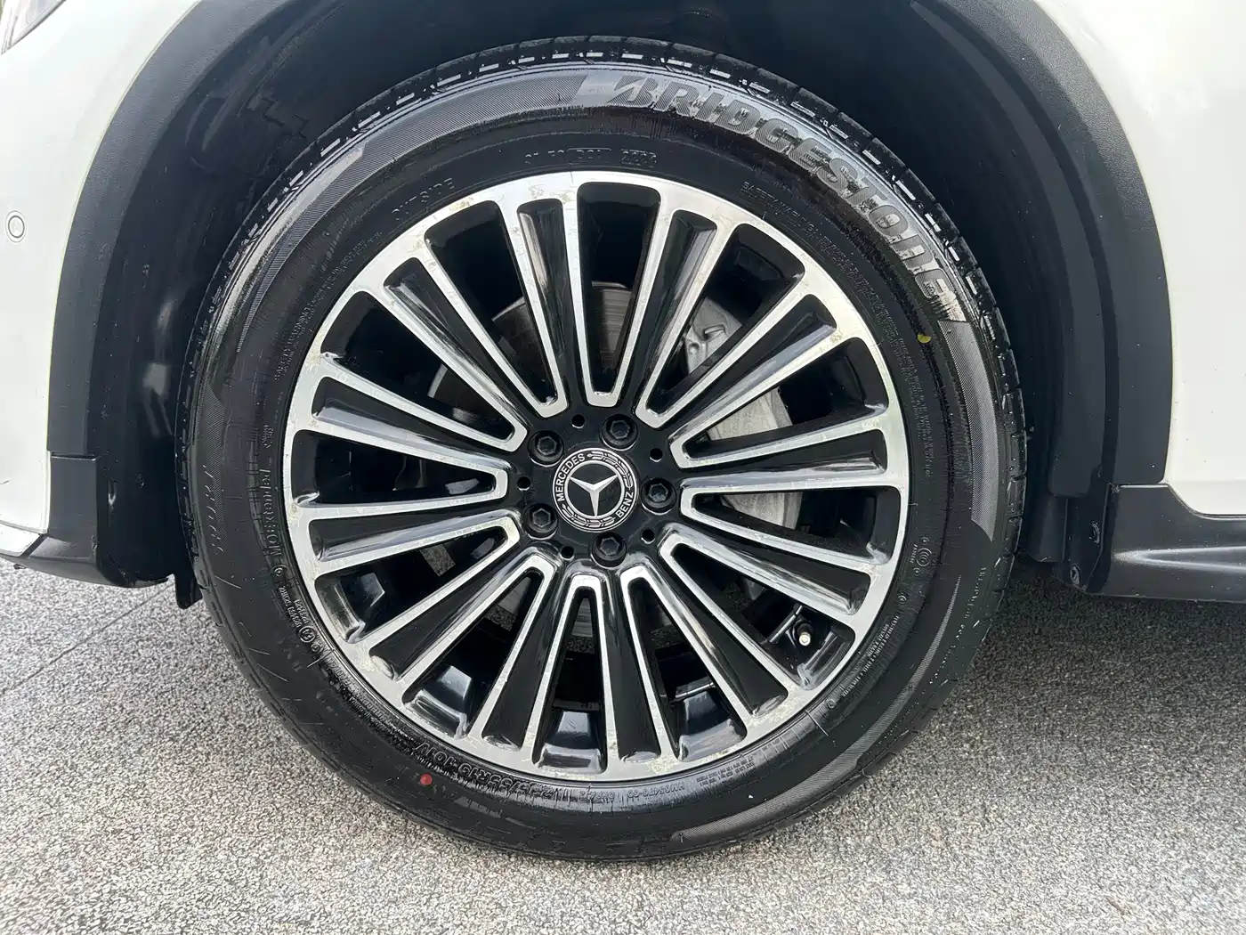 Mercedes-Benz GLC 2018 GLC 260 4MATIC Dynamic фото 5