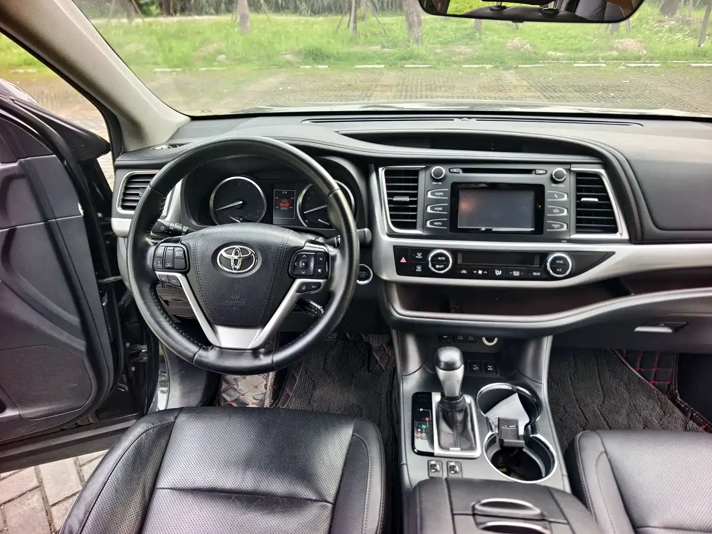 Toyota Highlander 2018 2.0T 4WD Luxury 7-seater (China V) фото 20
