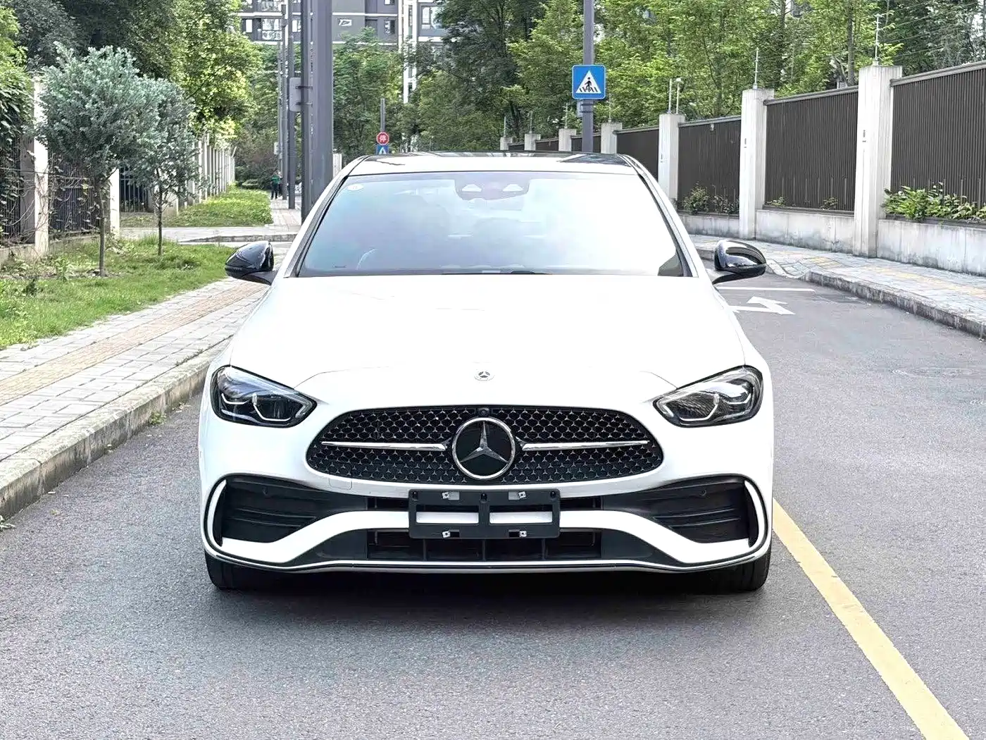 Photo 1 - Mercedes-Benz C-Class