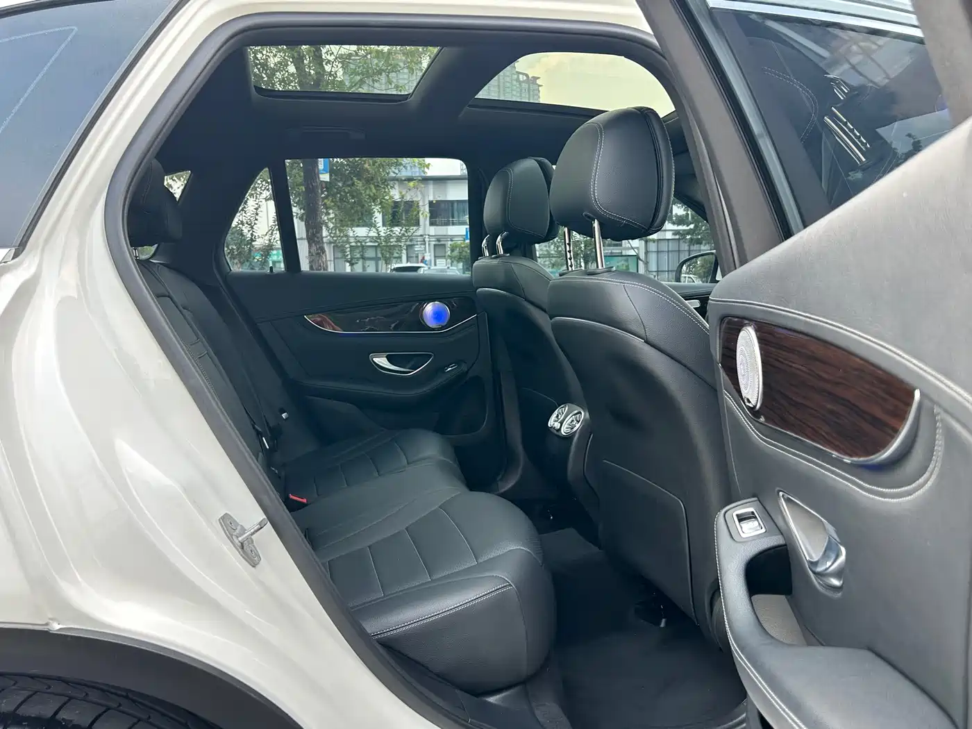 Mercedes-Benz GLC 2018 GLC 260 4MATIC Dynamic фото 25