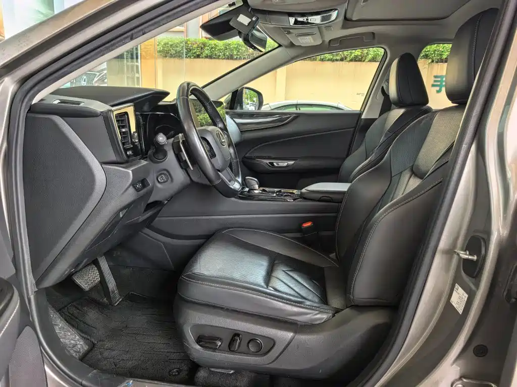 Lexus NX New Energy 2023 2022 400h+ Premium Edition