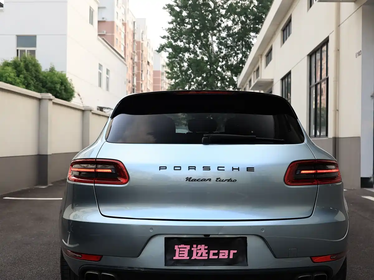 Porsche Macan 2017 Macan Turbo 3.6T фото 4