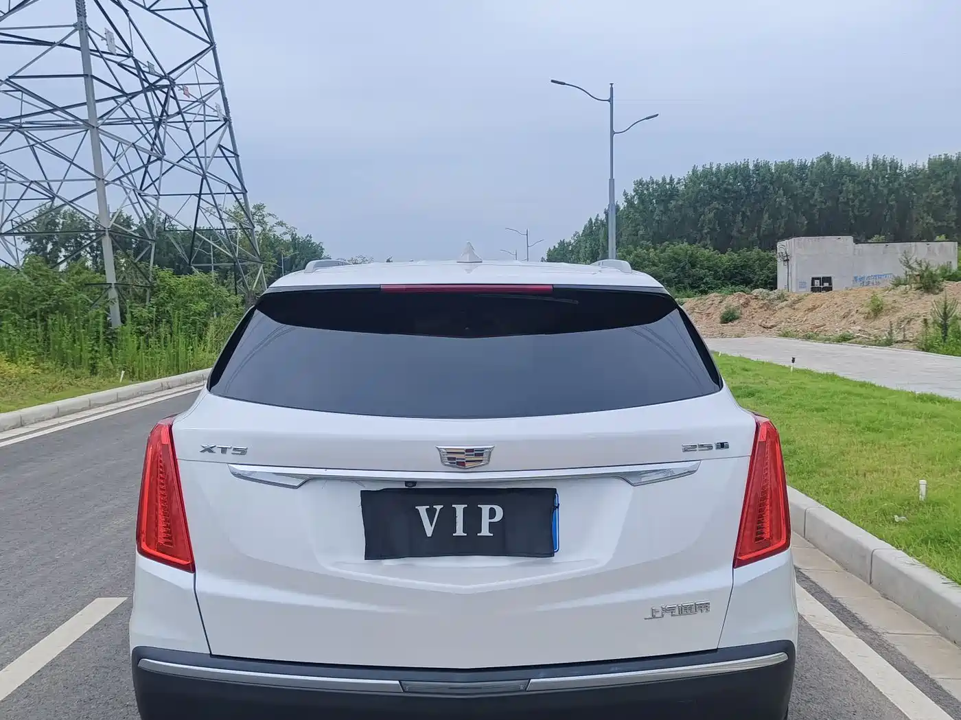 Photo 12 - Cadillac XT5
