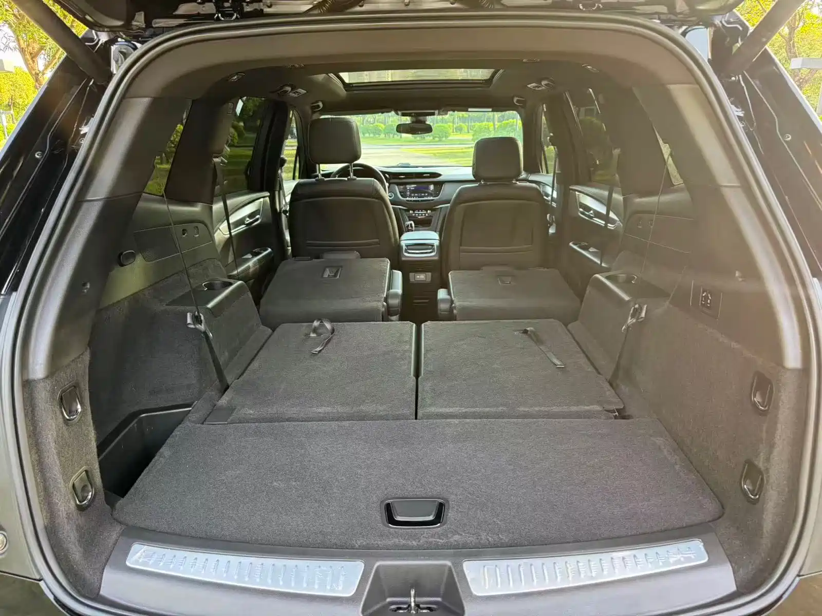 Фото 8 - Cadillac XT6