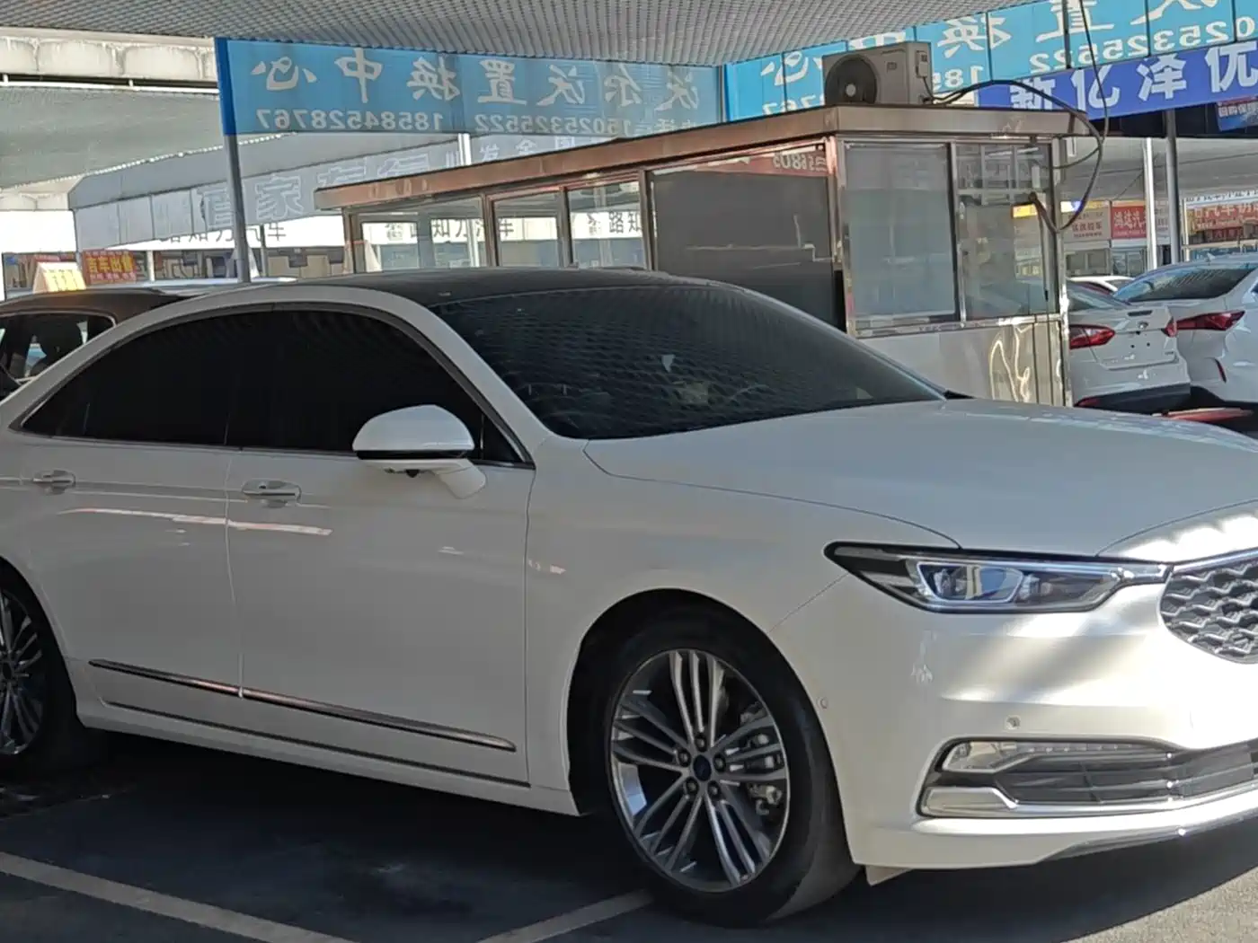 Ford Taurus 2021 2019 EcoBoost 245 Vignale Ultimate Edition