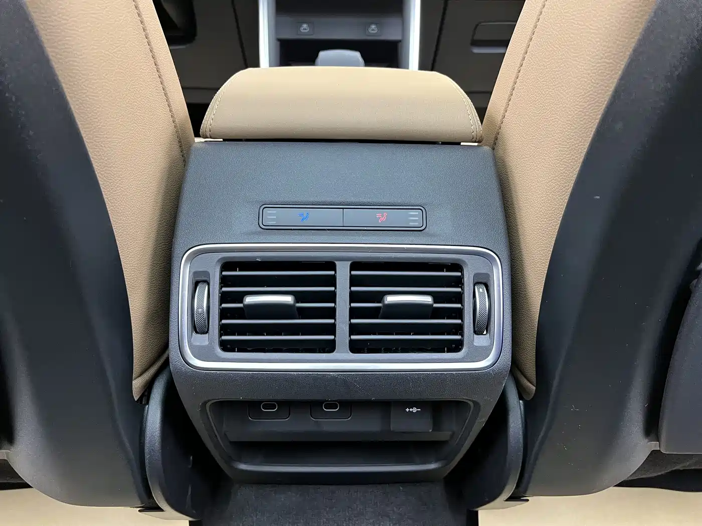 Land Rover Discovery Sport 2024 Performance Technology Edition фото 22