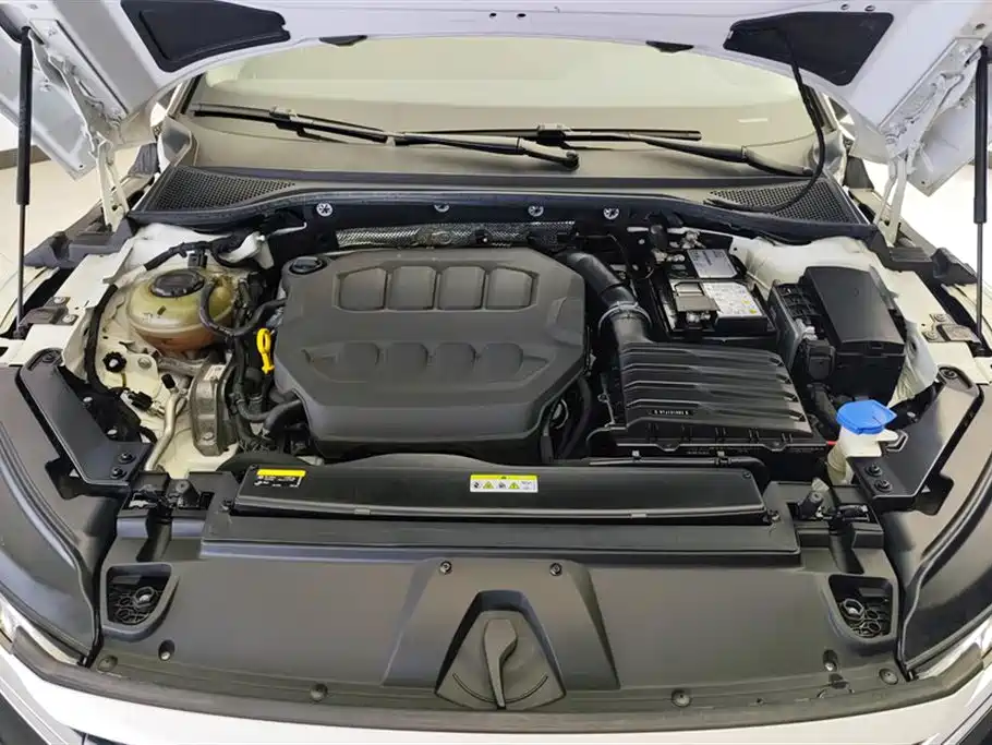 Volkswagen FAW-Volkswagen CC 2024 Shooting Brake 380TSI Hunter Edition фото 10