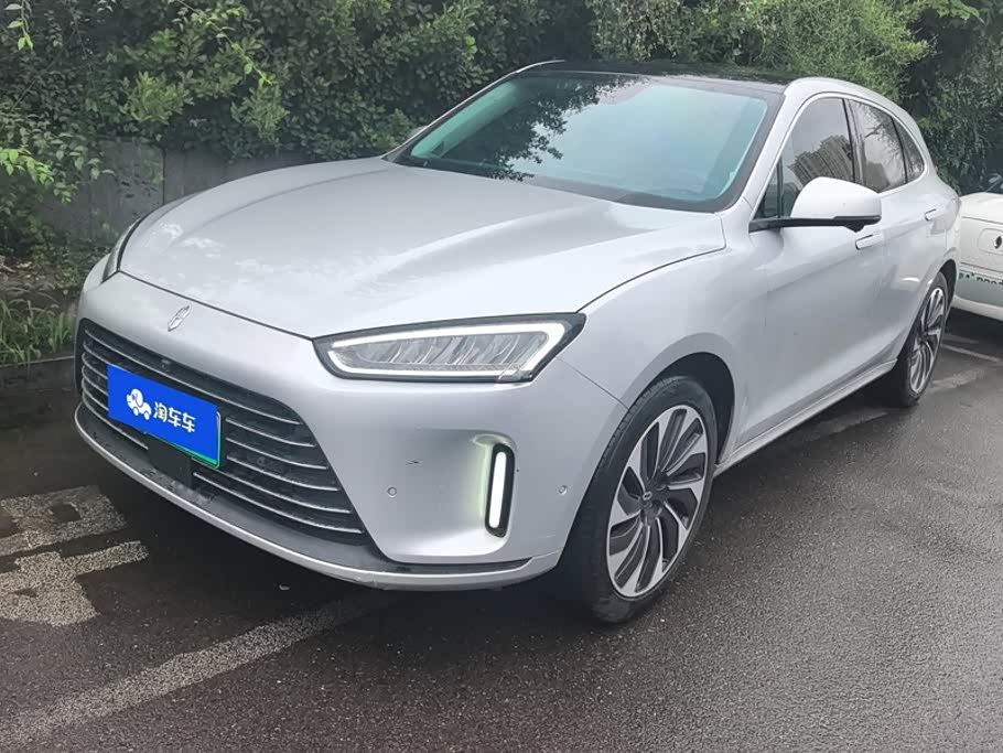 AITO Wenjie AITO M5